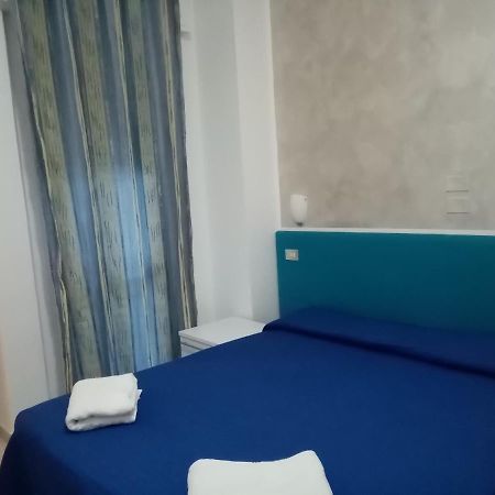 New Prophet Bed and Breakfast Cattolica Exteriör bild