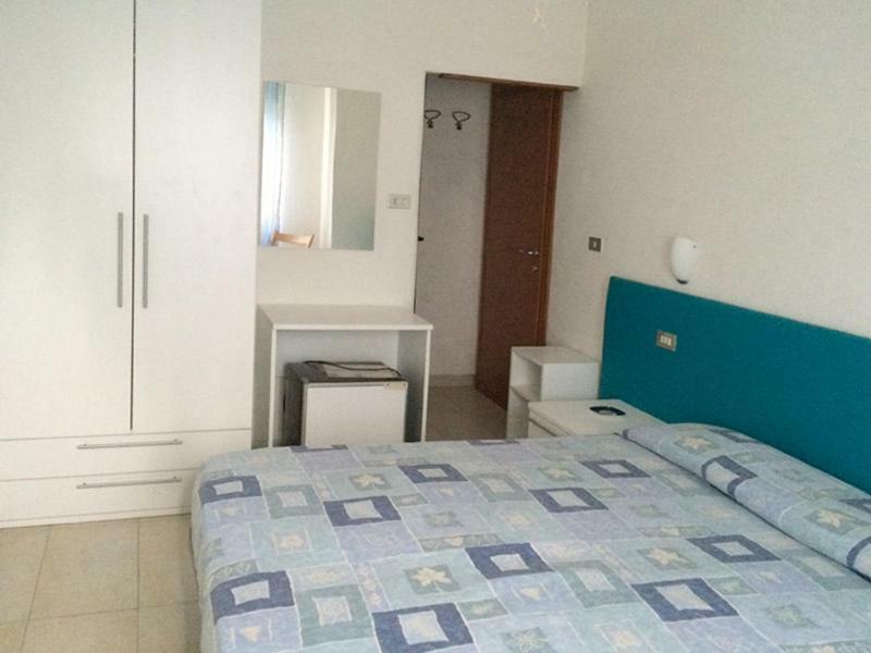 New Prophet Bed and Breakfast Cattolica Exteriör bild