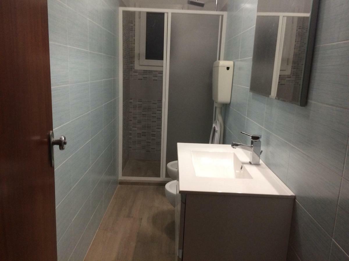 New Prophet Bed and Breakfast Cattolica Exteriör bild