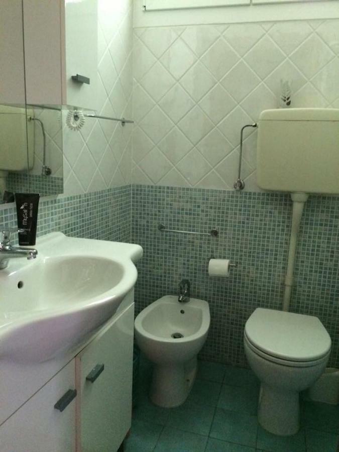 New Prophet Bed and Breakfast Cattolica Exteriör bild