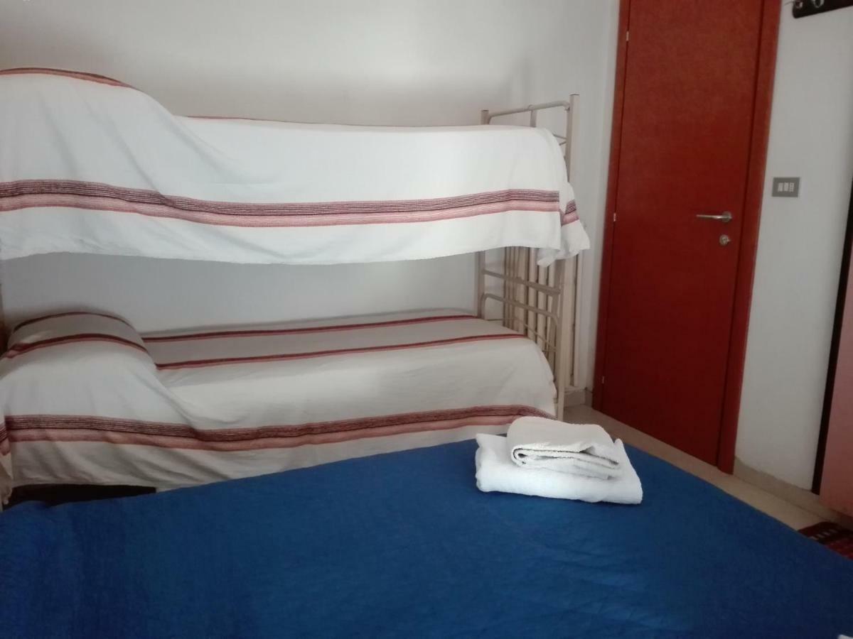 New Prophet Bed and Breakfast Cattolica Exteriör bild