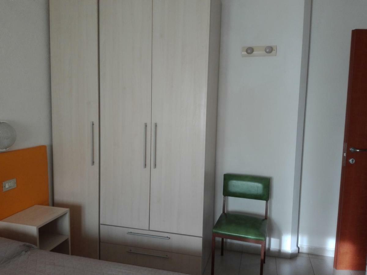 New Prophet Bed and Breakfast Cattolica Exteriör bild